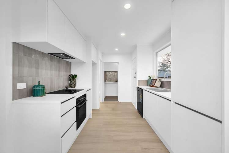 67 Heybridge Street_5