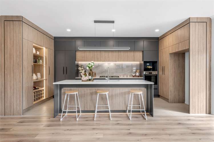 9 Tullymore Drive Flat Bush_10