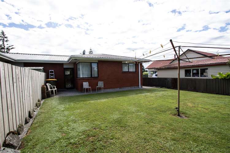 89 Weld Street Hokitika_16