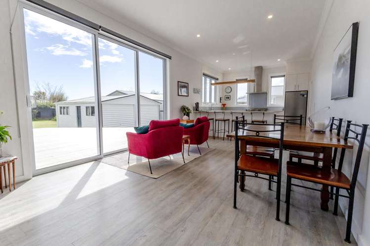 83 Hall Street Hokitika_7