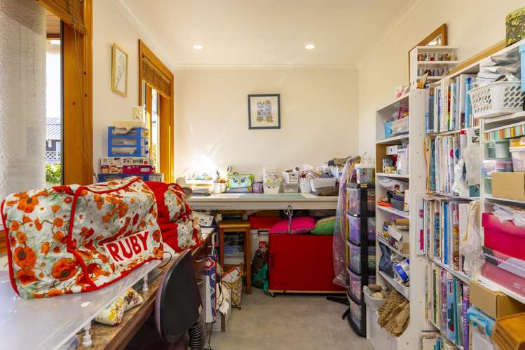 2/70 Harvey Street Waipahihi_20