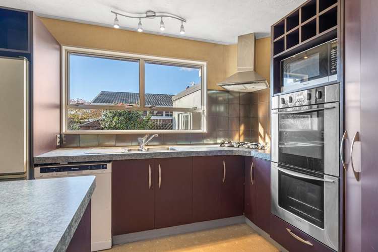 5 Balmoral Place Stoke_3