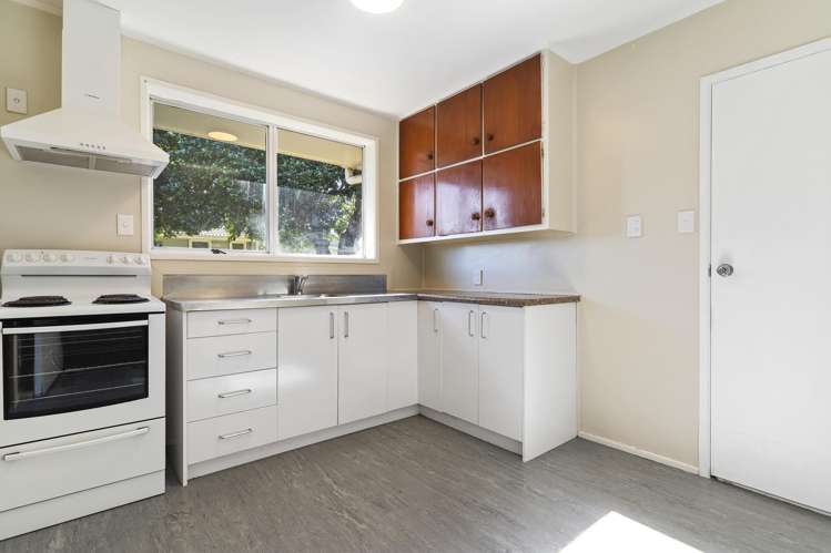 1 and 2/310 Weymouth Road Clendon Park_5