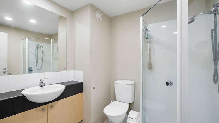 A27/210 Dairy Flat Highway Albany_6