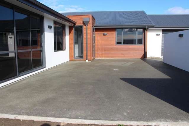 2 Lochern Rise Marchwiel_2