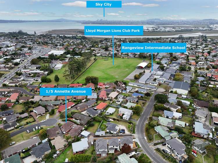 1/5 Annette Avenue Te Atatu South_15