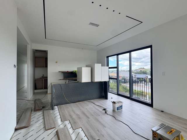 Sunny Corner Home with Granny Potential