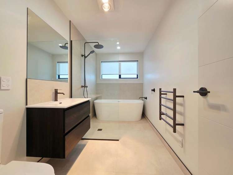  81 Maru Terrace Wharewaka_11