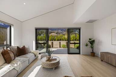 175 Howden Drive, Hanley's Farm_2