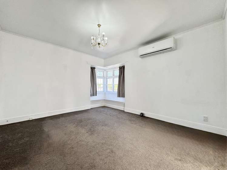 3157 Great North Road New Lynn_14