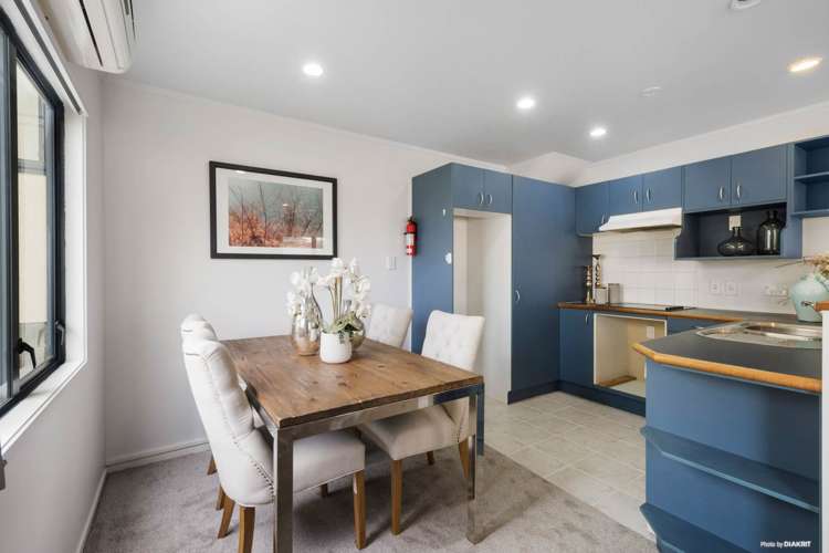 136 Wiseley Road West Harbour_9