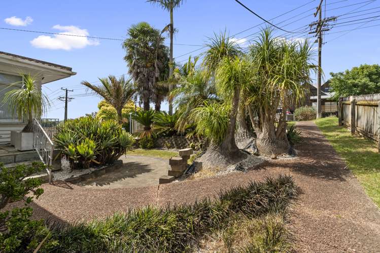 74 Gladstone Road Northcote_2