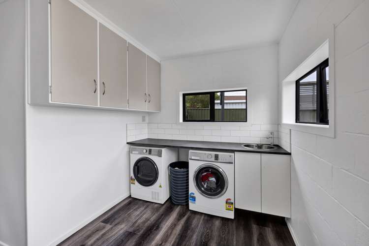 35 Collins Street Hawera_23