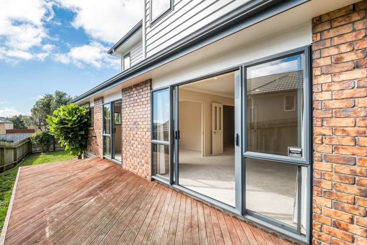 68 Erlestoke Crescent Churton Park_24