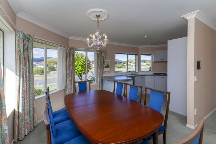 2 Crown Hill Paraparaumu_13