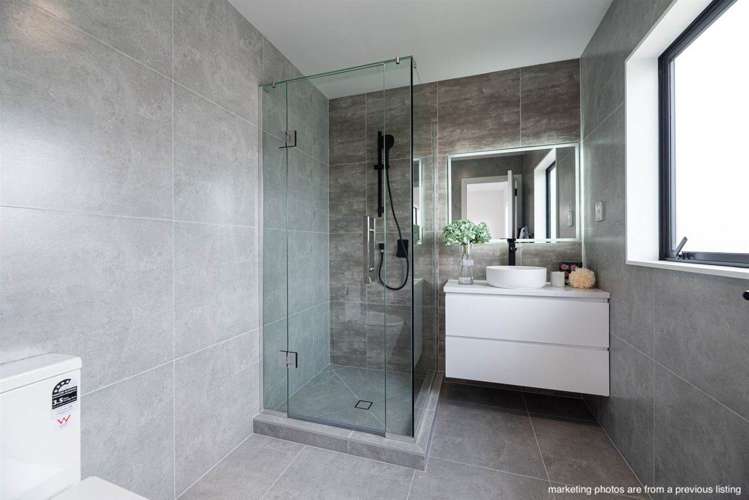 6 Carder Holland Way Hobsonville_21