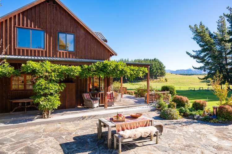 173 Camp Hill Road Albert Town_6