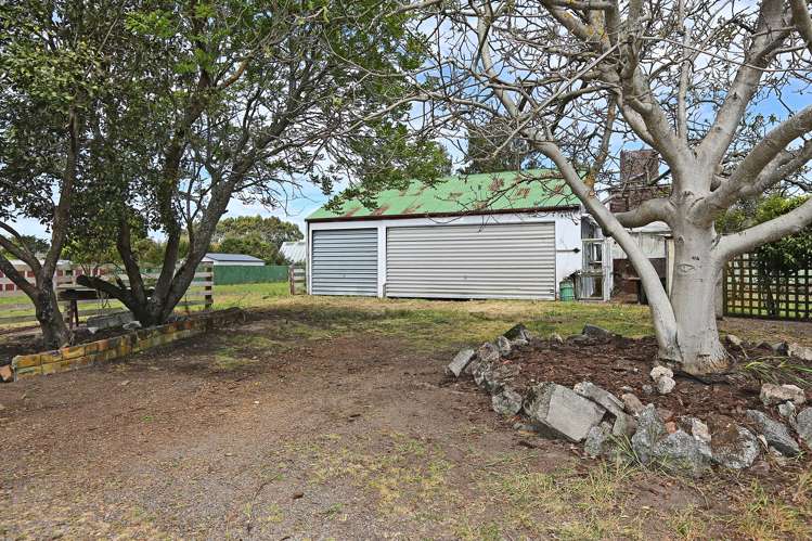 4 Russell Street Otane_14