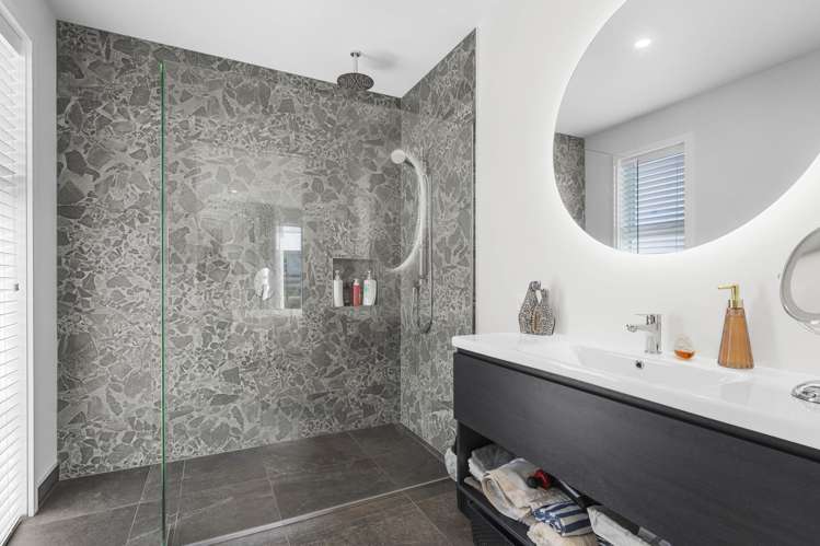 79 Miro Street Lansdowne_17