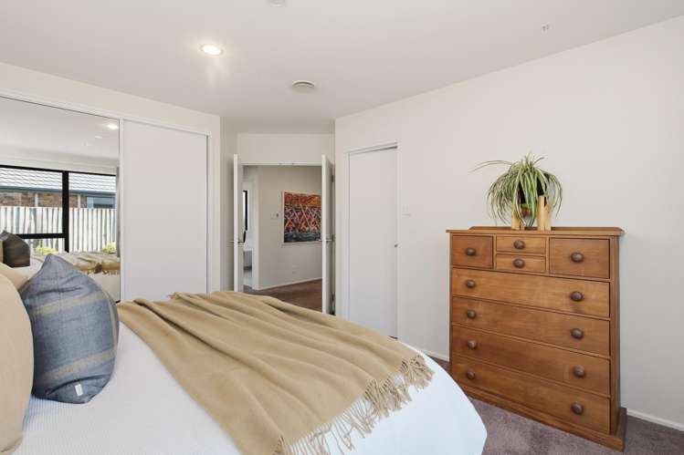 6 Delta Way Woolston_10