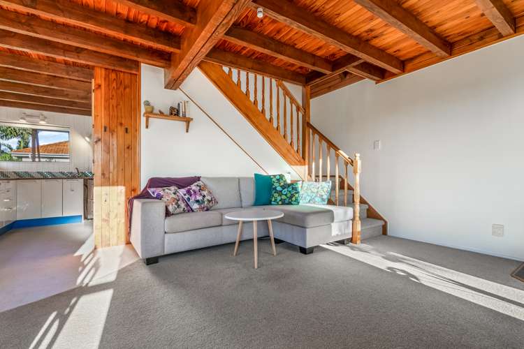 43b Kauri Road Stanmore Bay_11