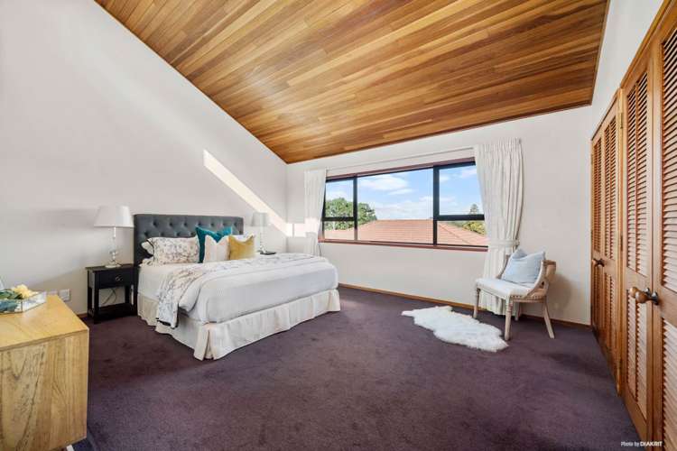 2/20 Wernham Place Northcote_14