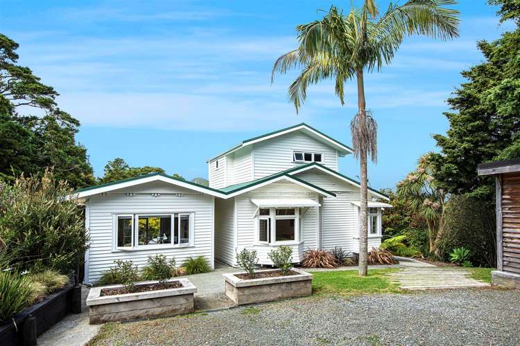 221 Mountain Road Maungaturoto_4