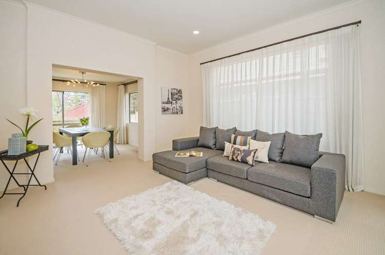 13 William Woods Court Flat Bush_4