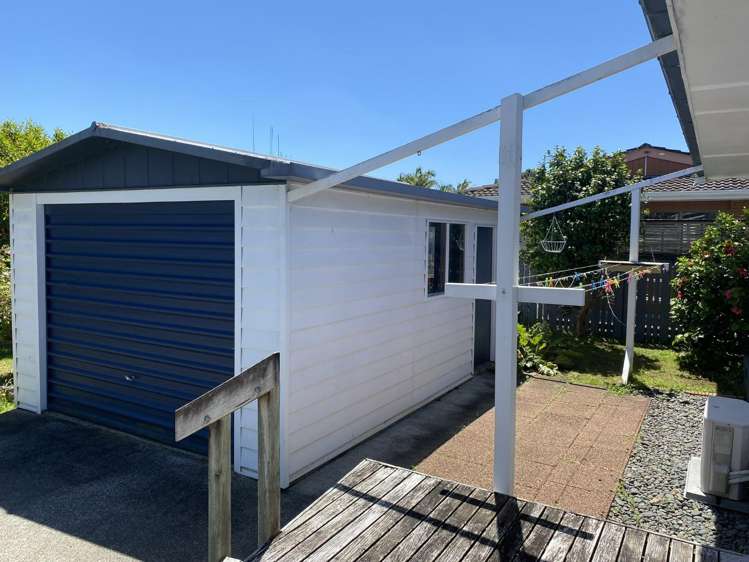 24 Lovatt Crescent Kensington_6