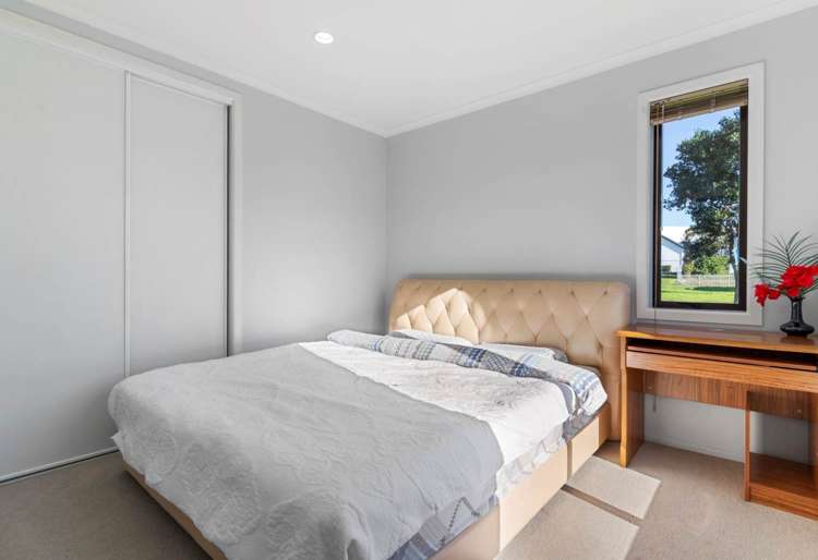 4 Shingleton Lane Flat Bush_9
