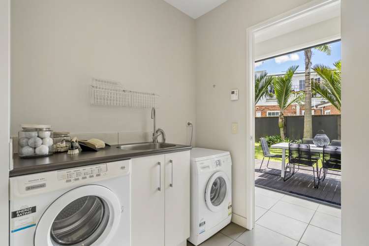 31 Merani Street Narrow Neck_28