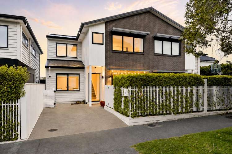 15 Wakatipu Street_0