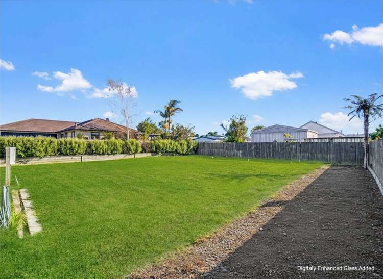 60a Pohutu Street_3