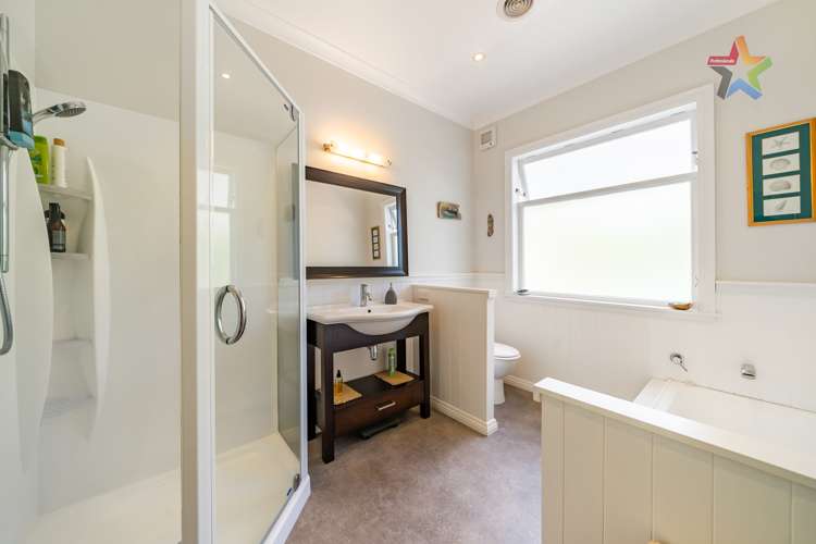 9 Puriri Street Miramar_14