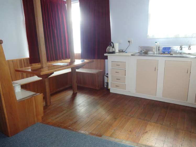 53 Mcgill Street Waimangaroa_2