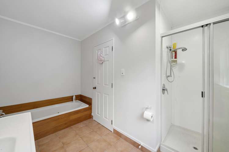 5 Papawai Grove Waikanae_10