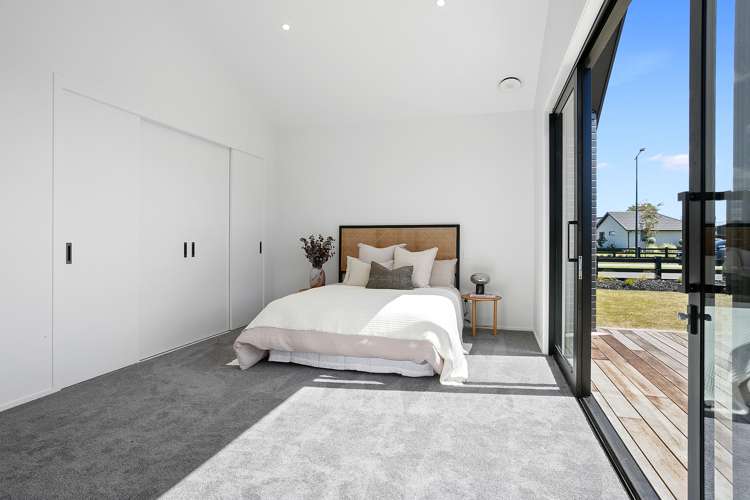 7 Artistic Avenue Leamington_18