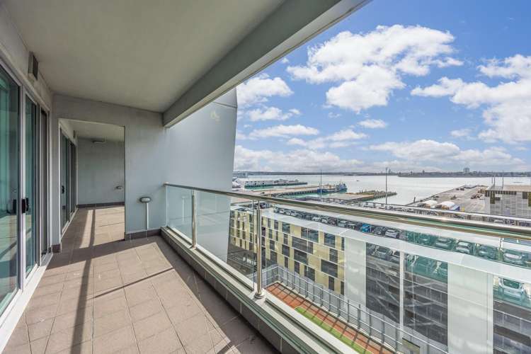 915/2 Beach Road Auckland Central_6