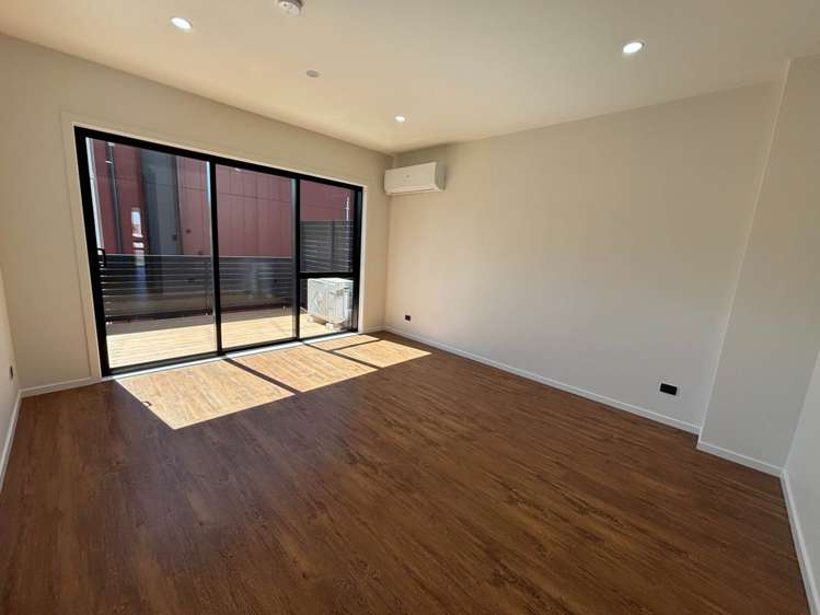 3/65 Stottholm Road Titirangi_2