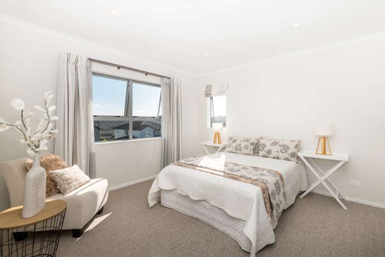 86 Mackay Drive Greenhithe_13