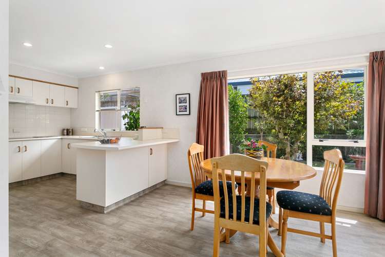 8 Balmoral Drive Hilltop_12