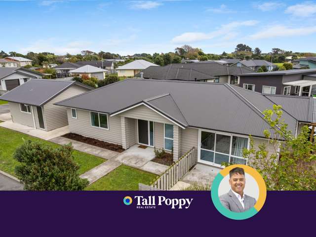 Open Plan Living with All Day Sun