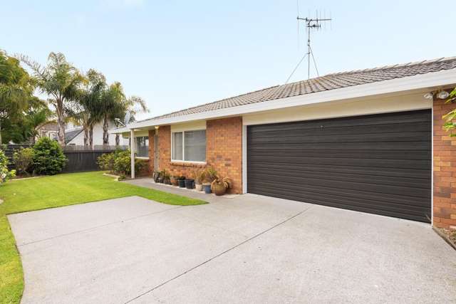 Short-Term Furnished 3 Bed Home in Mount Maunganui