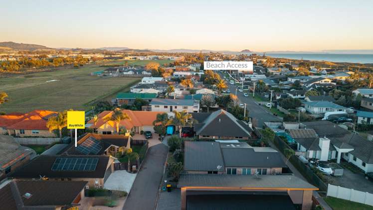 65 Santa Cruz Drive Papamoa Beach_2