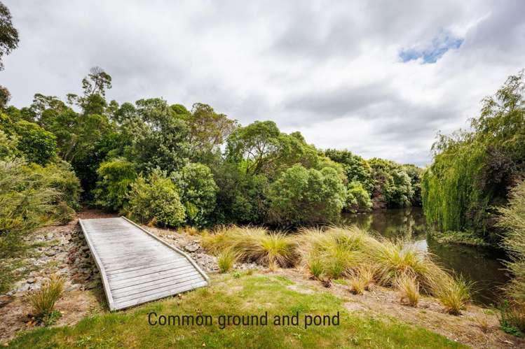 64 Hartwell Drive Kelvin Grove_22