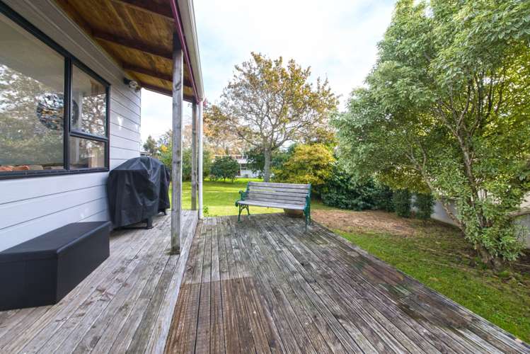 90 Flanshaw Road Te Atatu South_10