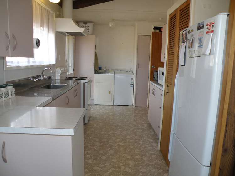 2 Titoki Street Matamata_8