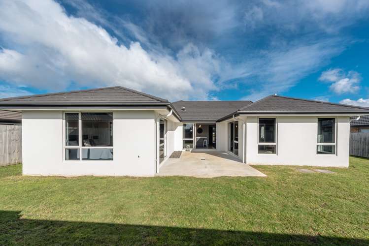 137 Saint James Drive Huntington_16