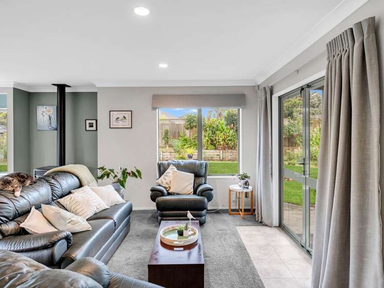 6 Holdsworth Drive Otamatea_10