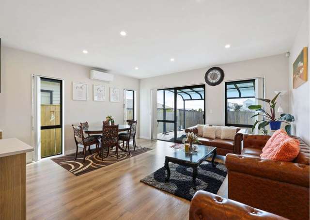 12 Korowhiti Road Clarks Beach_3